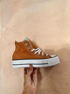 *brand new* Converse High-Top Canvas Platform Sneaker in Rust